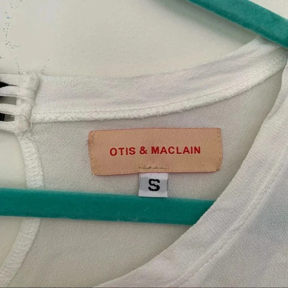 Otis & Maclain white fringe short sleeve top Small - Picture 2 of 6